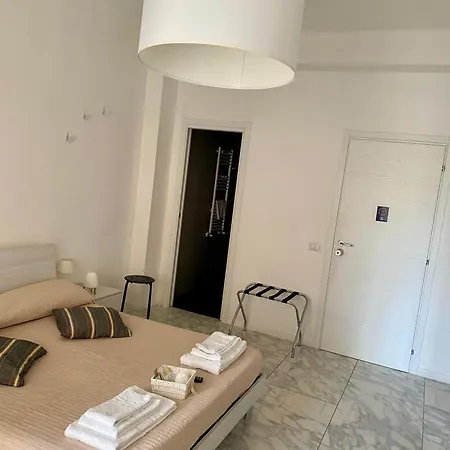 Πανσιόν Ennio 3*