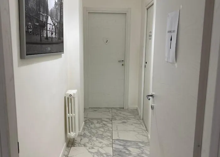 Ennio בית הארחה בארי